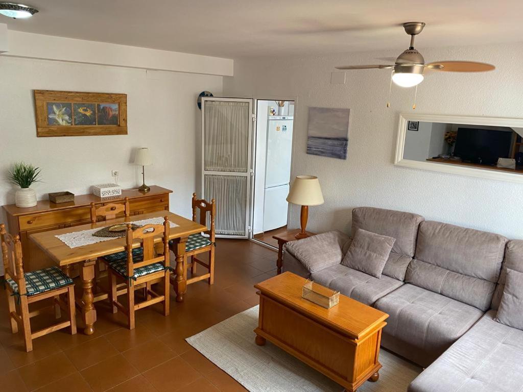 Sunset Home Ислантила Екстериор снимка